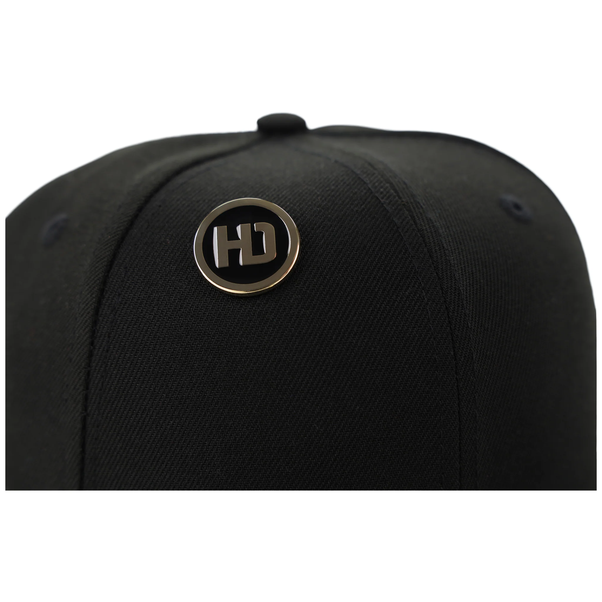 Lids Hat Drop Logo Pin Gold/Black - Image 3