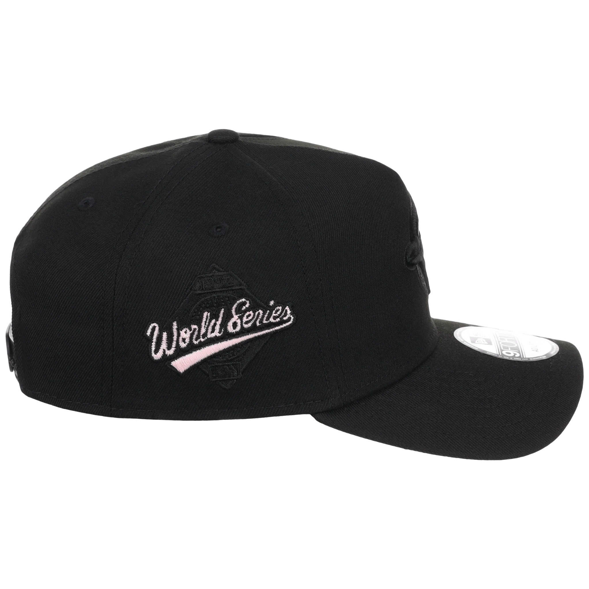 Toronto Blue Jays Toronto Crown the City - Black Pop Pink New Era 9FORTY (Black/Black) - Image 3