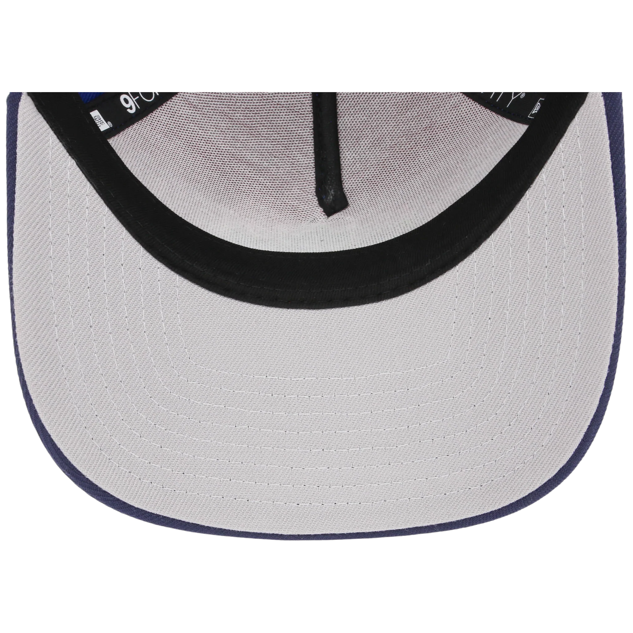 Toronto Blue Jays Toronto Crown the City - Pinwheel New Era 9FORTY (Multi/Navy) - Image 2